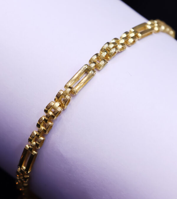 18K Gold Bracelet